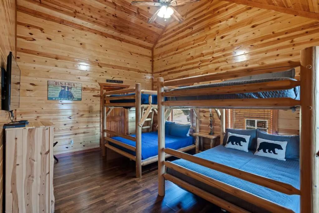 Heated Pool Hot Tub Game Room Mountain Views Sevierville Exterior photo