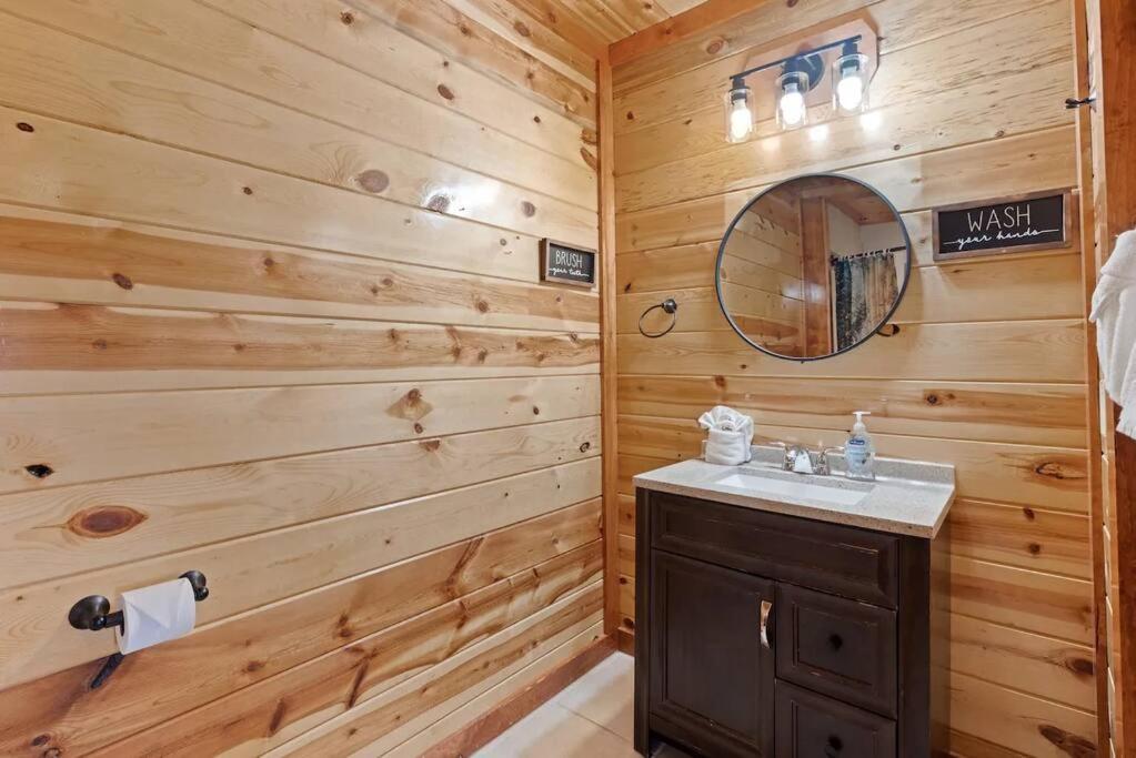 Heated Pool Hot Tub Game Room Mountain Views Sevierville Exterior photo