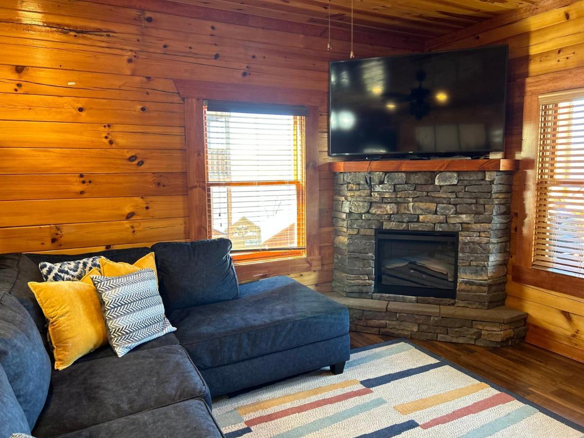 Heated Pool Hot Tub Game Room Mountain Views Sevierville Exterior photo