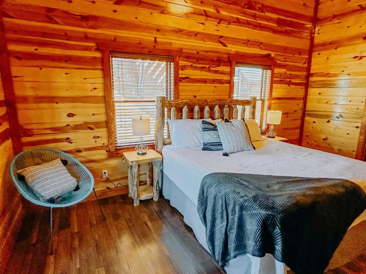 Heated Pool Hot Tub Game Room Mountain Views Sevierville Exterior photo